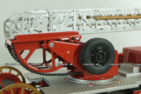 Mercedes L 6600  fire ladder 1951, red, 03091, Schuco 1:43
