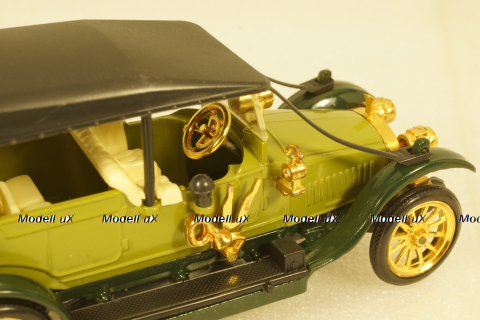 Руссо-Балт С24-40, А22, 2-х цветный, оливковый, Тантал/Радон 1:43