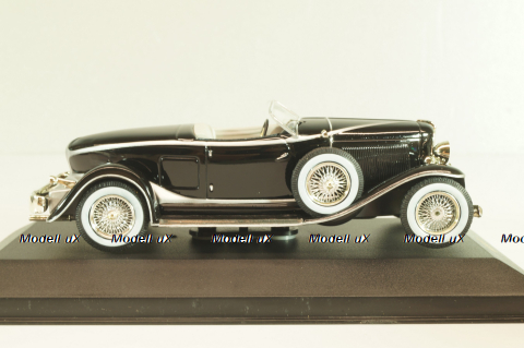 Auburn Boat Tail Roadster 1933, black, MUS037, IXO Museum 1:43