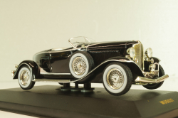 Auburn Boat Tail Roadster 1933, black, MUS037, IXO Museum 1:43