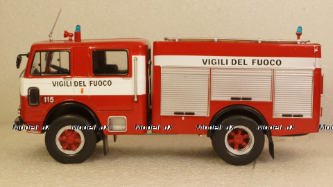 OM 150 II SERIE - Italia 1980, Pompieri Italy collection #26 1:43