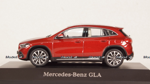 Mecedes GLA H247 designo patagonien red, B66961035, Spark 1:43 Уценка!