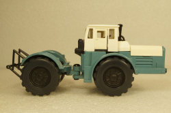 К-701, Кировец, голубой/белый, з-д Двигатель 1:43