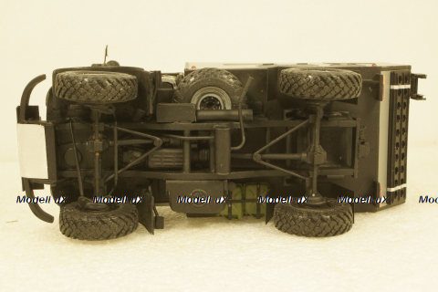 Mercedes Unimog 4х4 Кемпинг серый, KV мастерская 1:43