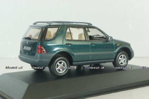 Mercedes ML 320 (W163) green, Vitesse 1:43