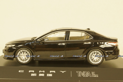 Toyota Camry 2018 8-generation, Black, Paudi 1:43