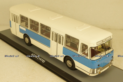 Лиаз-677М бело-синий, DEMPRICE 1:43