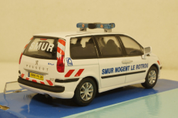 Peugeot 807 Smur,   Cararama 1:43 