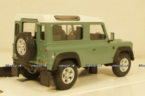 Land Rover Defender 90, Cararama 1:43