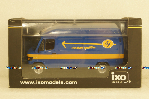Mercedes 207D Van transport edition 1987, CLC224, IXO 1:43