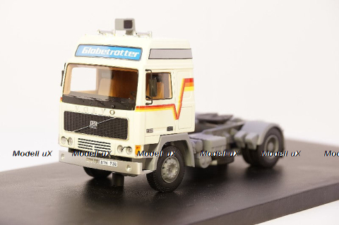 Land Rover Defender 110 with Roof Pack 2020 Fuji White, Almost Real 1:18