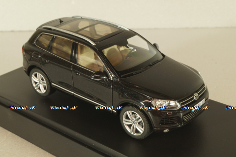 Volkswagen Touareg 2010 black, Schuco 1:43