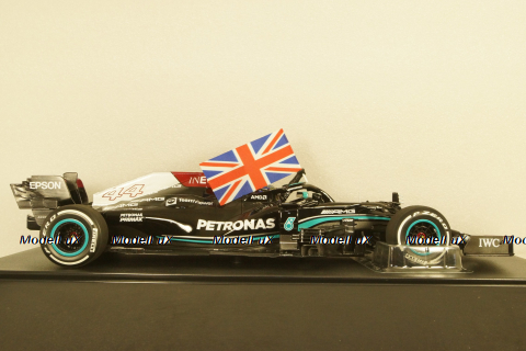 Mercedes AMG Petronas Formula1 Team W12E Performance L. Hamilton Winner British GP 2021, Minichamps 1:18