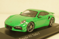 Porsche 911 (992) Turbo S Coupe Sport Design  2021, green, 410060071, Minichamps 1:43