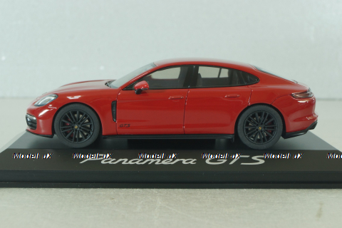 Porsche Panamera GTS 2016, red, WAP0207310J, Herpa 1:43