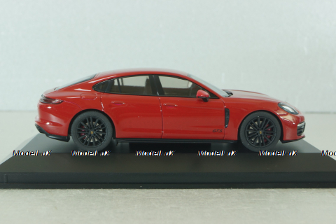 Porsche Panamera GTS 2016, red, WAP0207310J, Herpa 1:43