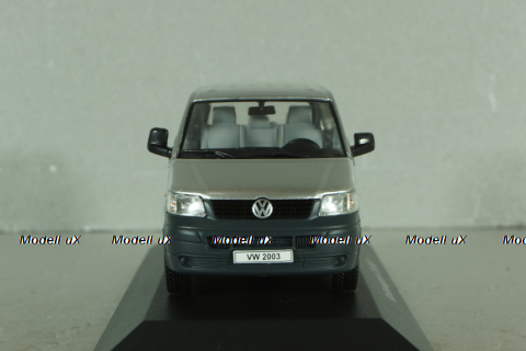 Volkswagen T5 TDI Transporter 2003, silver, Volkswagen Offizielle Modell-Sammlung, Altaya #65 1:43