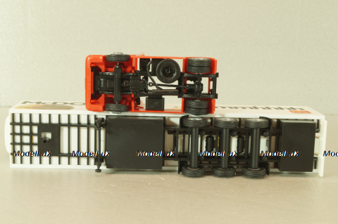 Scania 143M with semi-trailer McDonald's, red/white, 80811, Albedo 1:87