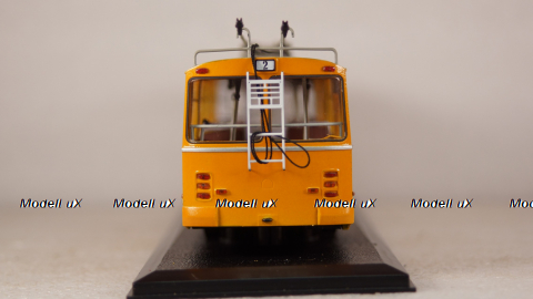 Зиу-9 троллейбус желтый, Probe43 1:43 