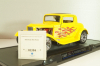 Ford 3-Window Coupe 1932 Hot Road, yellow, 3041111, American Mint 1:18