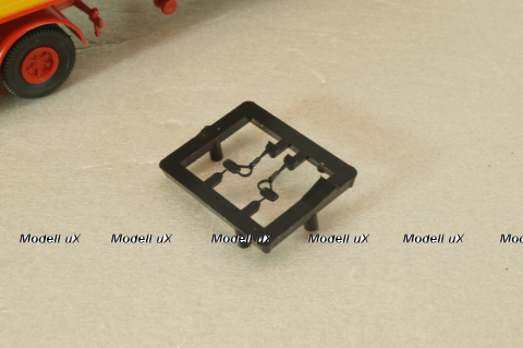 MAN 10.212 with semi trailer Shell, yellow/red, 7832, Brekina 1:87 