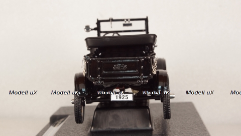 Ford Model T Runabout 1925 Black, SUN1886, SunStar 1:24