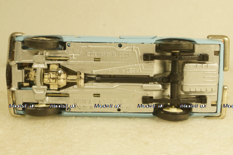 Газ-2402 Волга, Такси,Тантал/Радон 1:43