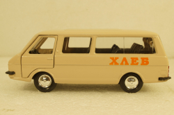 Раф-2203, Хлеб, Агат 1:43