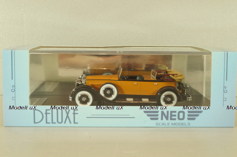Packard 733 Standart 8, orange/black, 44633, Neo 1:43