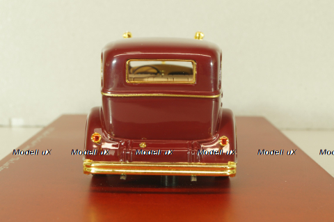 Cadillac Deluxe Tudor Limousine 8C "The last Emperor of China" 1932, dark red, 124312, TSM 1:43