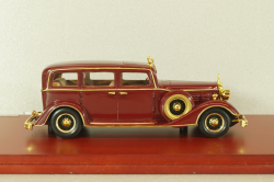 Cadillac Deluxe Tudor Limousine 8C "The last Emperor of China" 1932, dark red, 124312, TSM 1:43
