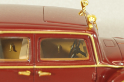Cadillac Deluxe Tudor Limousine 8C "The last Emperor of China" 1932, dark red, 124312, TSM 1:43