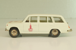 Ваз-2102 А11, бело-серый, Олимпиада 80,  апрель 19..г., Тантал/Радон 1:43