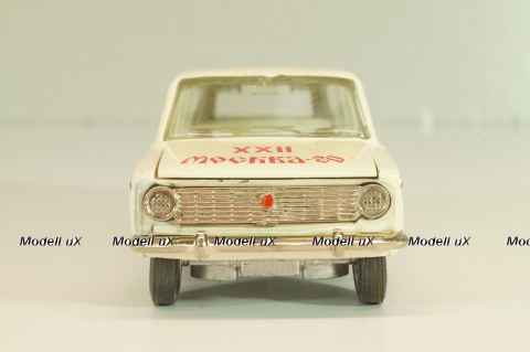 Ваз-2102 А11, кремовый, Олимпиада 80, Тантал/Радон 1:43