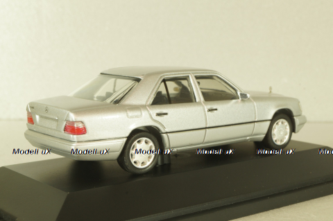 Mercedes-Benz E 320 limousine  (W124), silver, 070072, Herpa 1:43