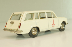 Ваз-2102 А11, кремовый, Олимпиада 80, Тантал/Радон 1:43