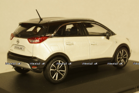 Opel Crossland X, white/black, IScale 1:43