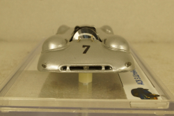 АСК-3 спортивный автомобиль "Победа" со спец. кузовом З.Штейнгурда - Л.Калачева №7 1957 г.  №1 из 10шт,  АвтоБюро 1:43