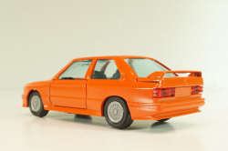 BMW M3 (E30) 1982, red, 82229417155, Gama 1:43