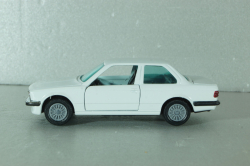 BMW 323i (E30) coupe, white, 1166, GAMA 1:43