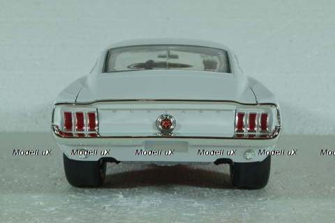 Ford Mustang S/S Cobra Jet 1968, Drag Racing Hubert Platt,  AutoWorld 1 :18 