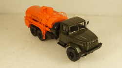 Краз-6322 АЦ-8,5 автоцистерна, Modellux 1:43