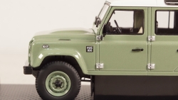 LAND ROVER DEFENDER 110 HERITAGE EDITION – 2015 GREEN, Almost Real 1:43