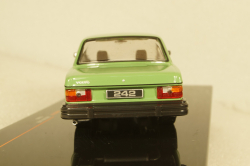 Volvo 242 Custom 1980 green, MOC312, IXO 1:43