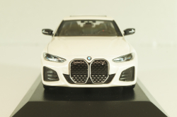 BMW I4 M50 Gran Coupe xDrive (G26) 2022, white metallic, 410024000, Minichamps 1:43