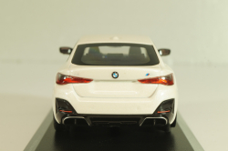 BMW I4 M50 Gran Coupe xDrive (G26) 2022, white metallic, 410024000, Minichamps 1:43