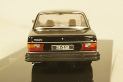 Volvo 242 Custom 1980 black, MOC311, IXO 1:43