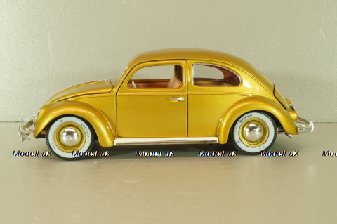 Volkswagen Beetle 1955 1000000th, gold, Burago 1:18