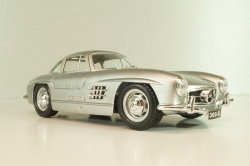 Mercedes 300 SL (W198) 1955, silver, 18-22023, Burago 1:24