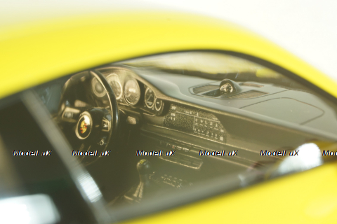Porsche 911 (992) GT3 Touring 2022, yellow, 117069021, Minichamps 1:18